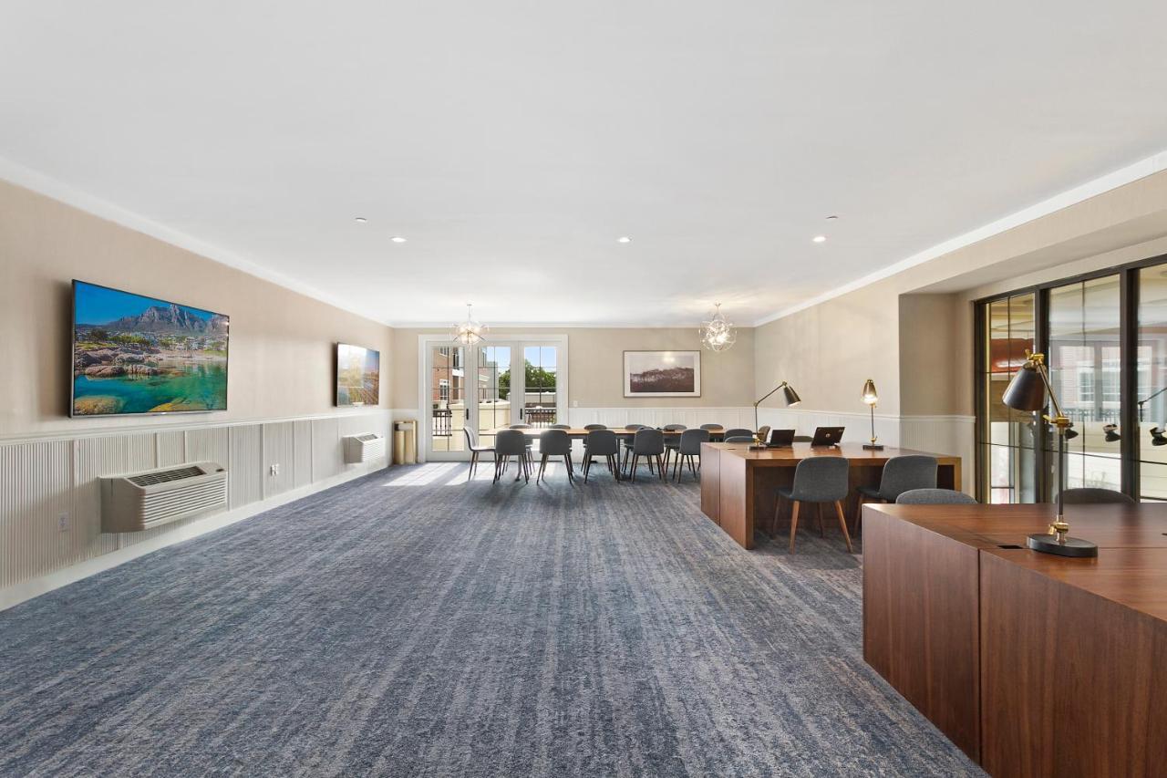 The Vanderbilt Hotel Suites Westbury Exteriér fotografie
